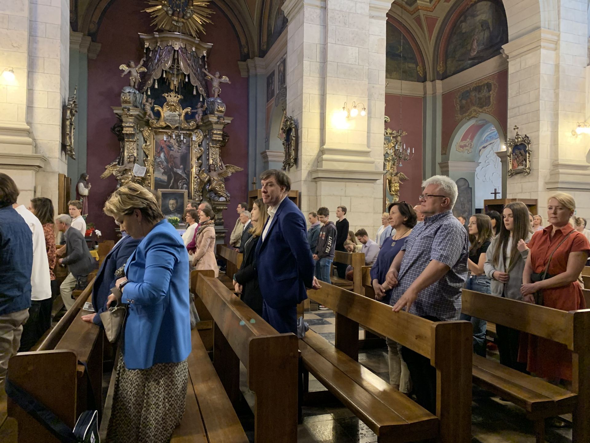 Msza św. pod przewodnictwem  ks. Biskupa Mariana Buczka dla dzieci i młodzieży